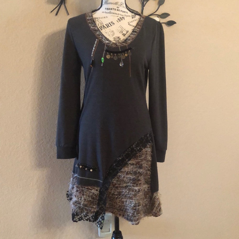 🍁Lightly worn light weight sweater dress.🍁